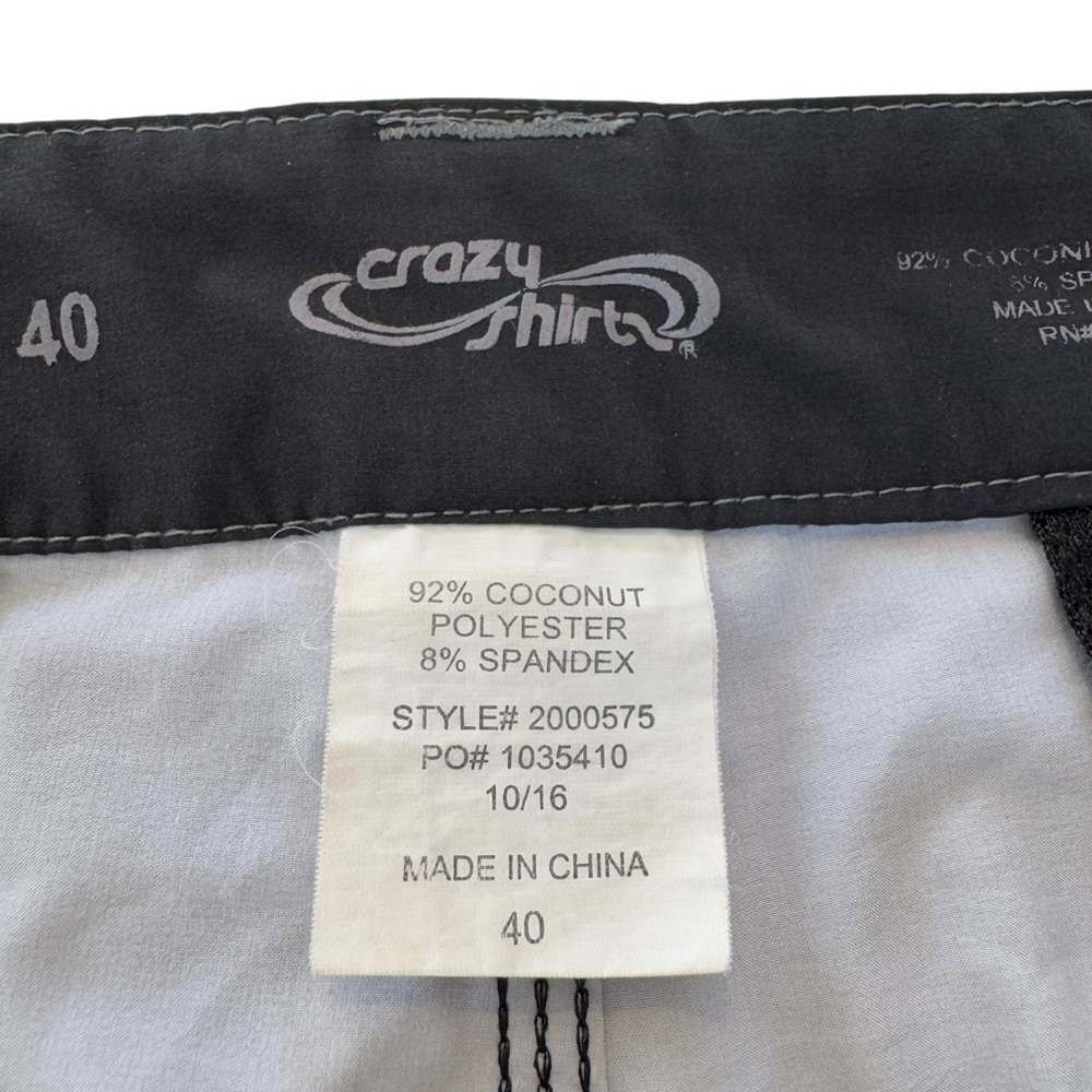 Crazy Shirts Expedition Hybrid Shorts Men 40 x 11” Gray Geometric Hawaiian Cargo - Picture 9 of 13